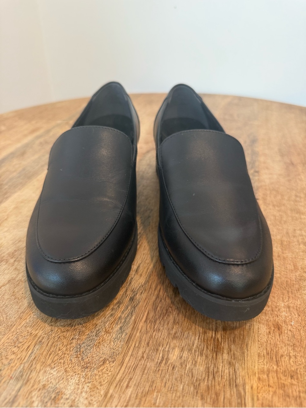 Vionic Kensley Loafer Black Leather Slip-On Chunky Lug Sole Platform Size 8 - Picture 7 of 9